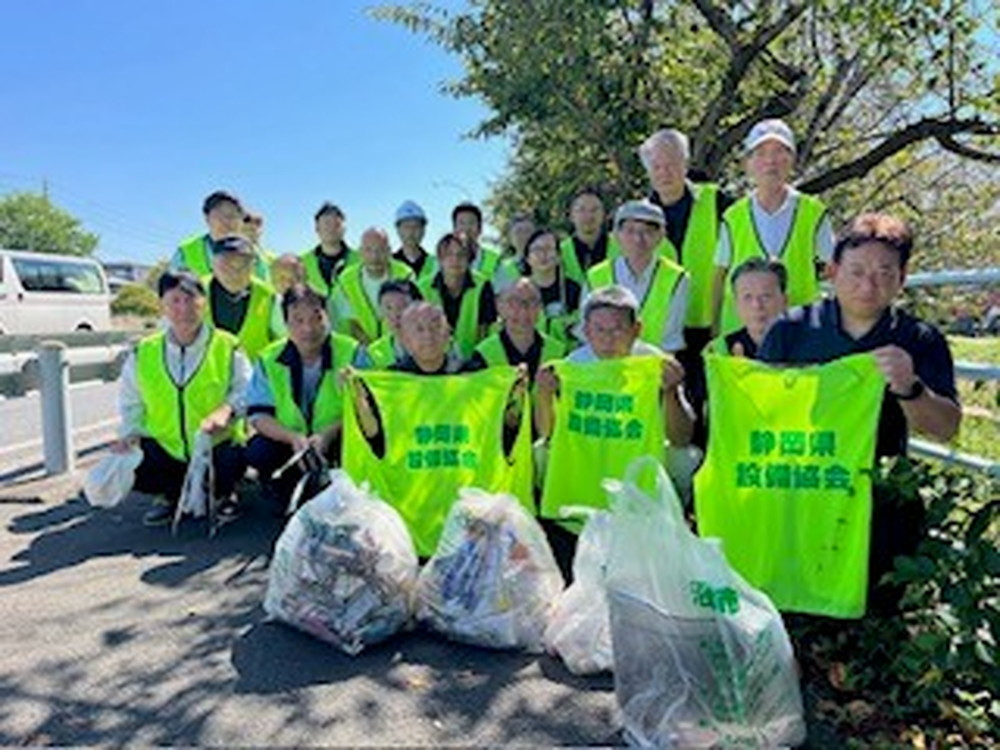 第2回　国道1号沼津バイパス清掃活動（東町交差点周辺）